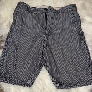Navy blue white pen striped soft cotton twill Shorts like new H&M Easter kid boy
